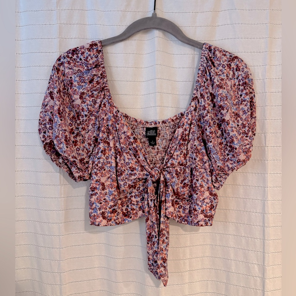 Wild Fable Floral Puff Sleeve Crop Top
